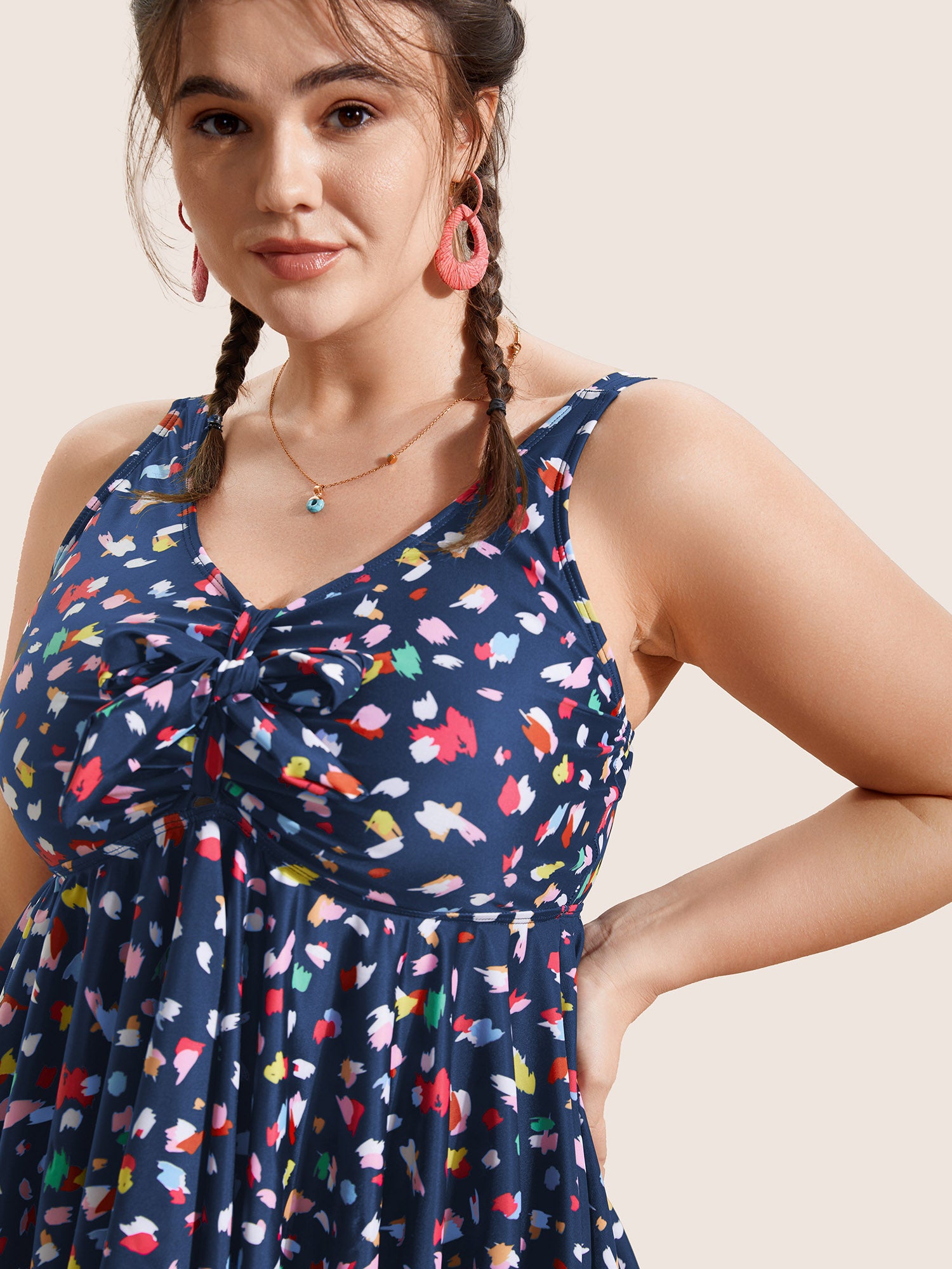 Allover Print V Neck Gathered Swim Top