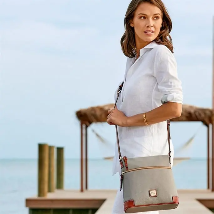 💥 Pebble Grain Crossbody