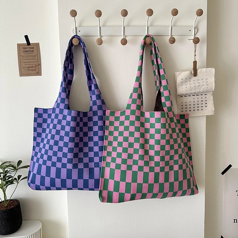Women's Medium Polyester Plaid Basic Classic Style Square Open Tote Bag