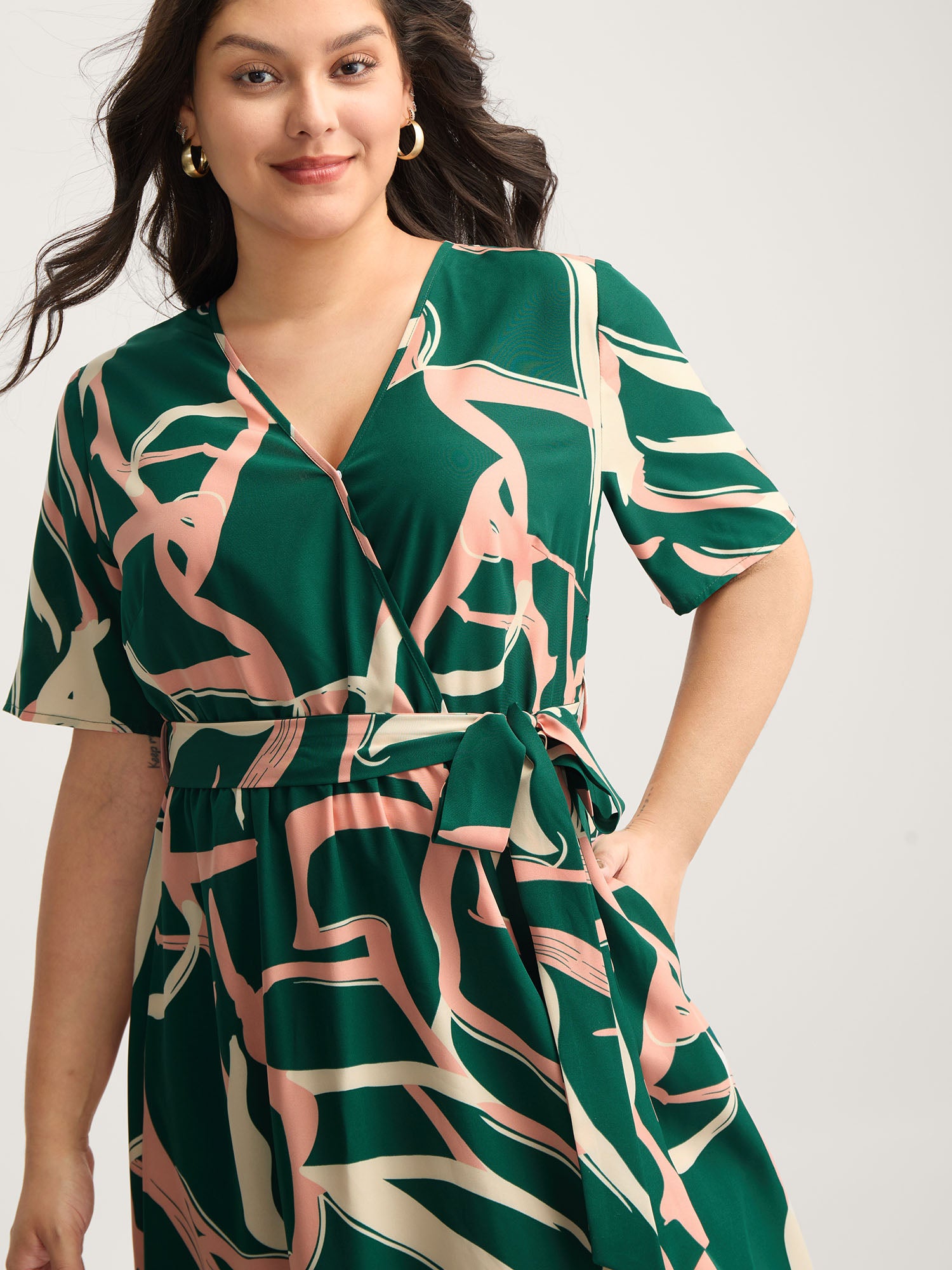 Abstract Belted Side Slit Surplice Midi Dress