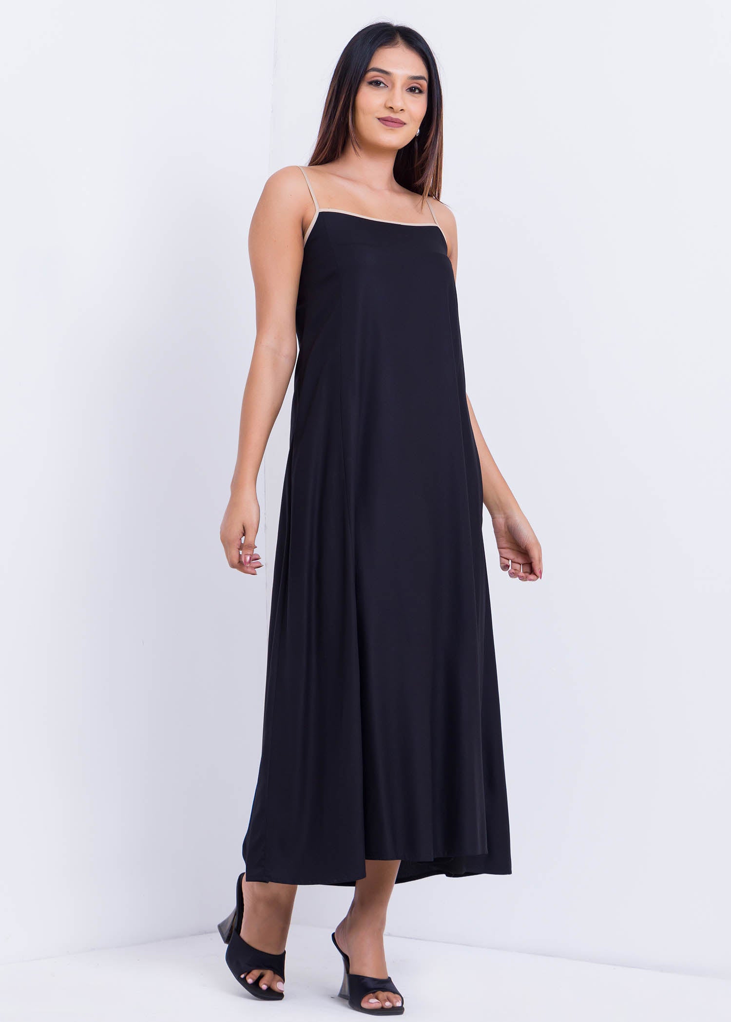 Maxi Dress With Contrast Straps