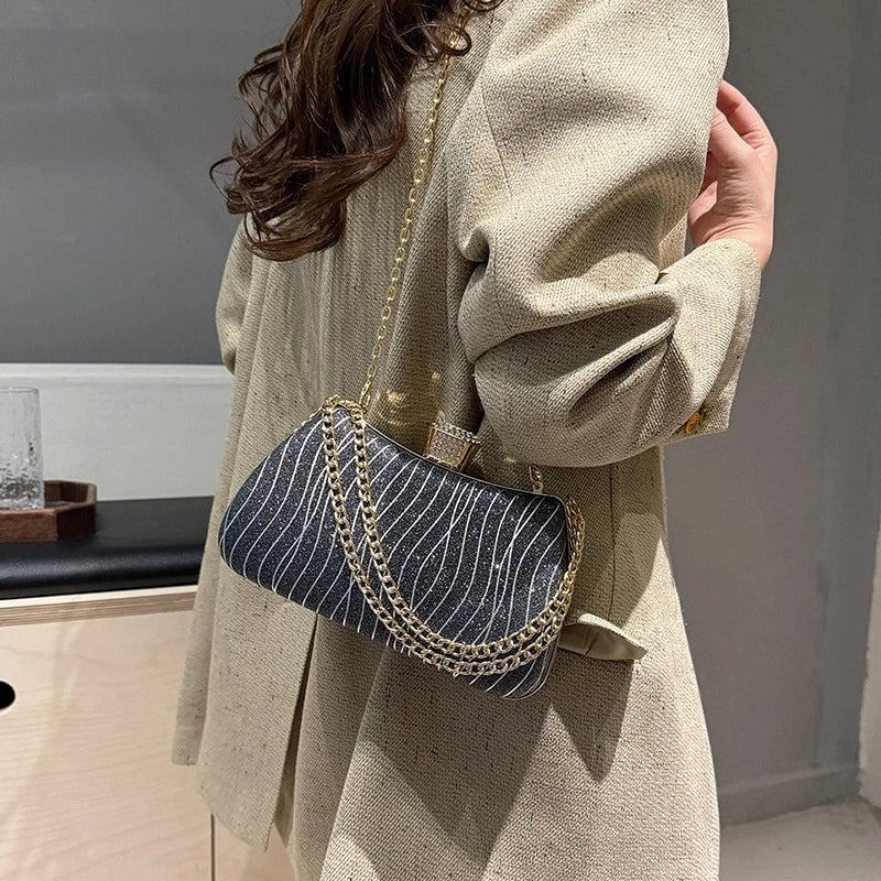 Women's Medium Pu Leather Stripe Streetwear Square Zipper Shoulder Bag Crossbody Bag