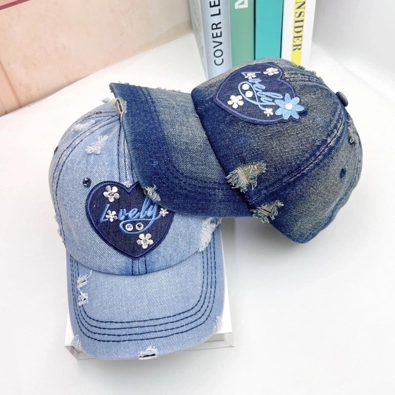 Women's Retro Sweet Color Block Embroidery Curved Eaves Baseball Cap