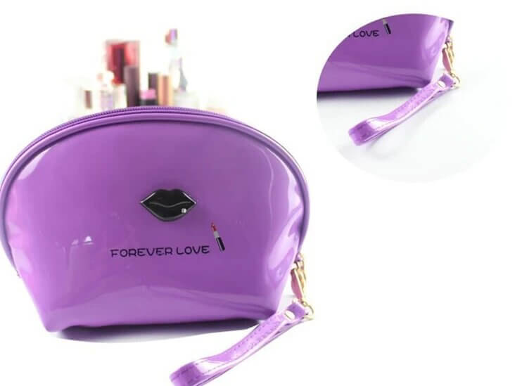 FOREVER LOVE BEAUTY POUCH