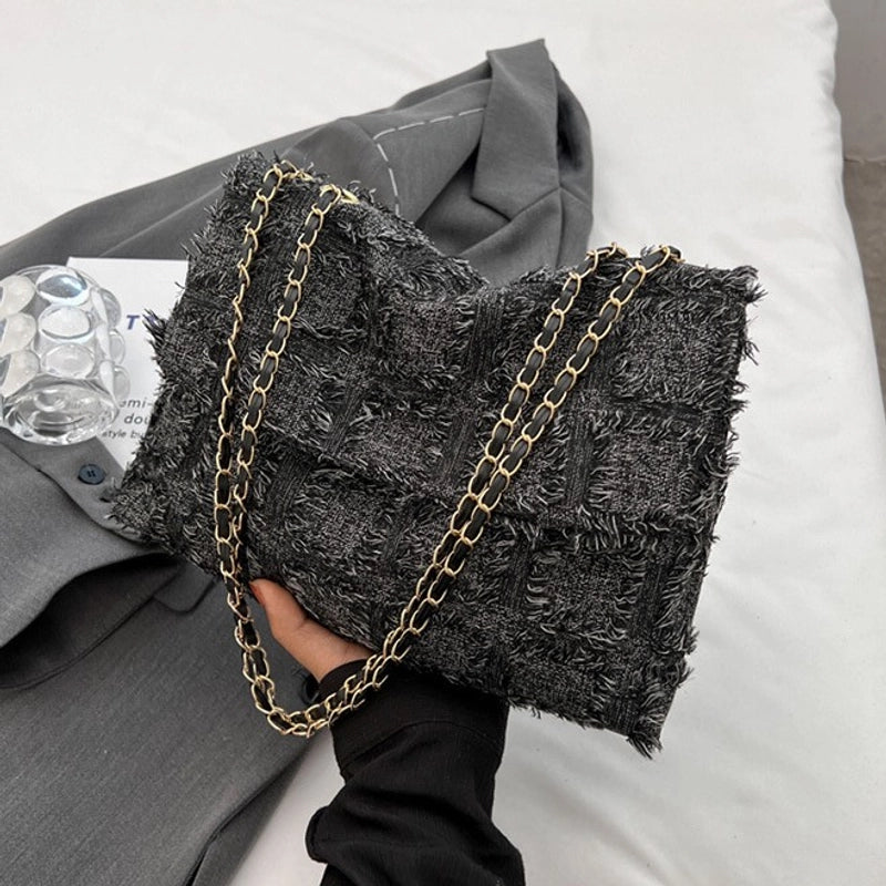 Women's Medium Cloth Solid Color Streetwear Square Magnetic Buckle Shoulder Bag