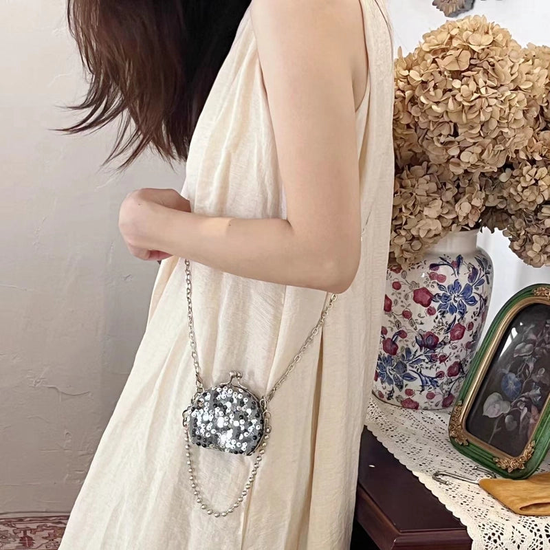 Women's Mini Arylic Solid Color Elegant Streetwear Oval Lock Clasp Crossbody Bag