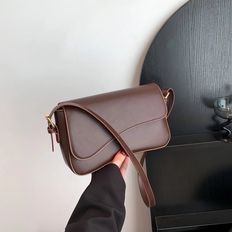 Women's Pu Leather Solid Color Streetwear Square Magnetic Buckle Shoulder Bag Crossbody Bag