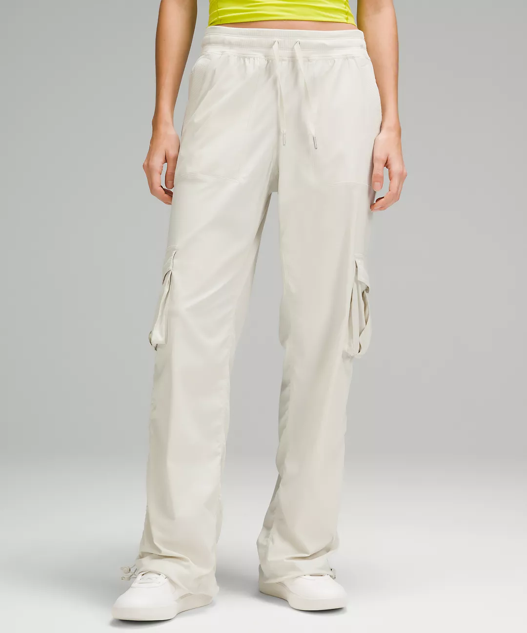 Dance Studio Relaxed-Fit Mid-Rise Cargo Pant