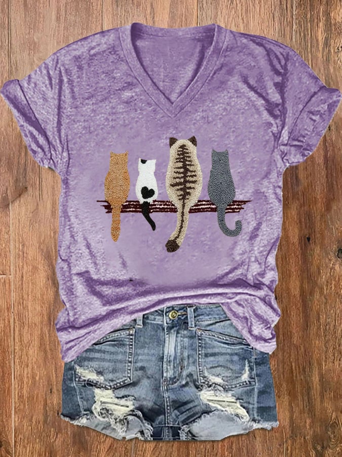Women's Cat Back Pattern Print V-Neck T-Shirt