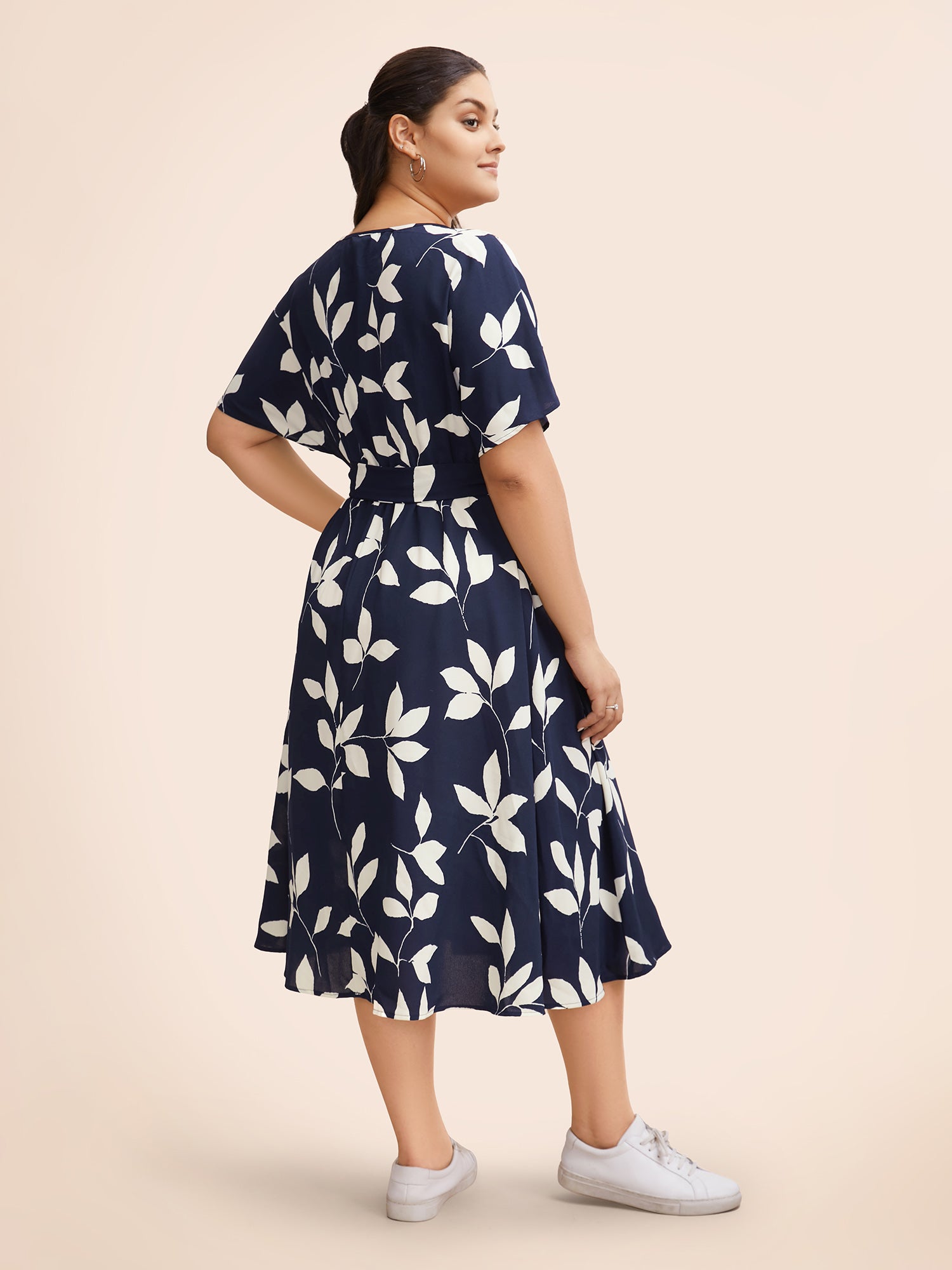 Leaf Print Pocket Belted Dress