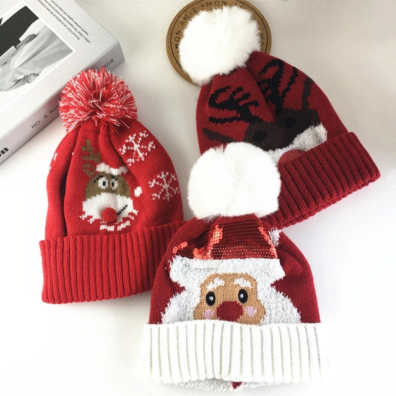 Unisex Cartoon Style Cute Santa Claus Elk Eaveless Wool Cap
