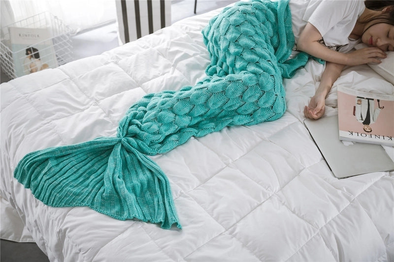 Fashion Solid Color Mermaid Acrylic Blanket