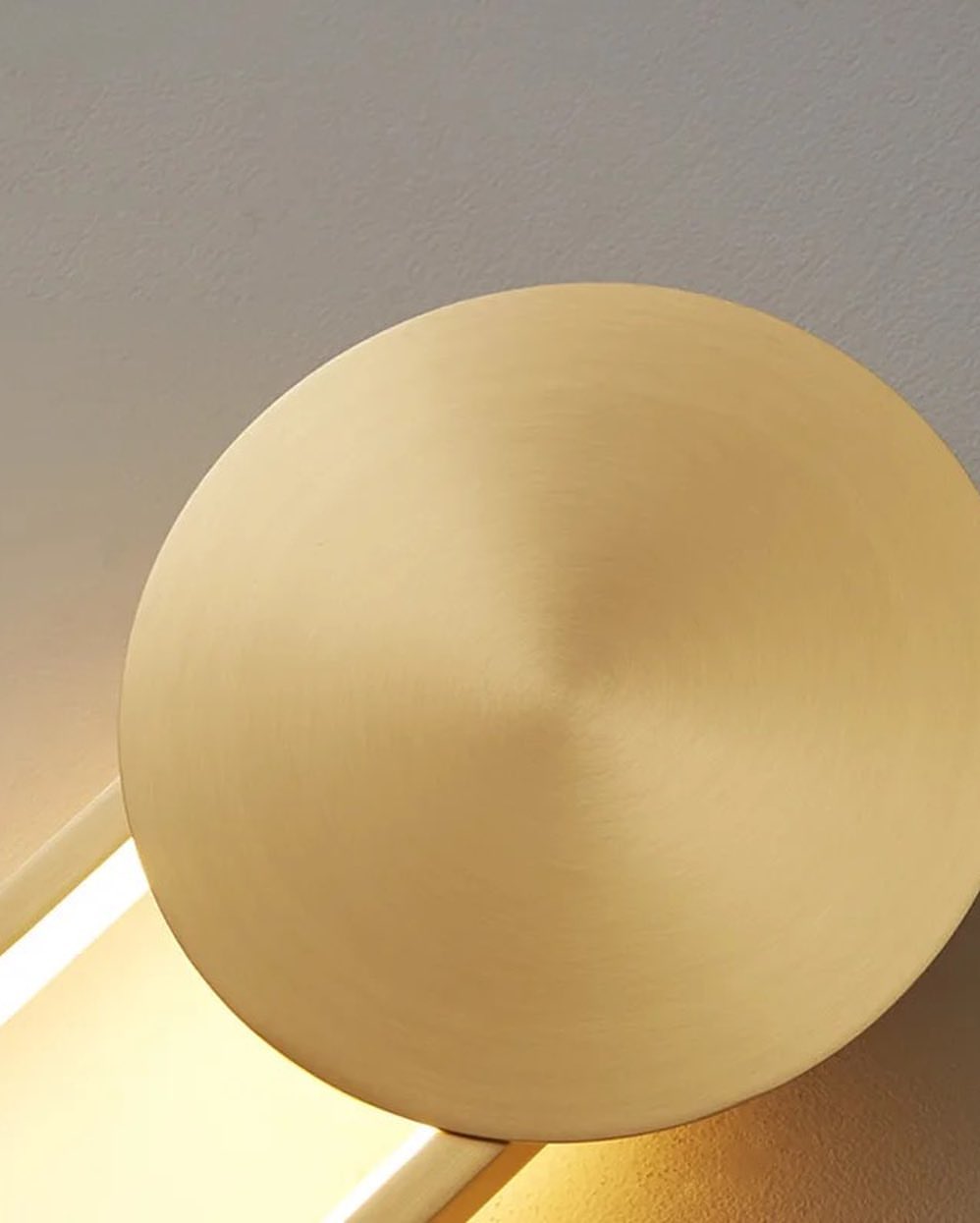 Modern LED Gold Wall Sconce for Living Room