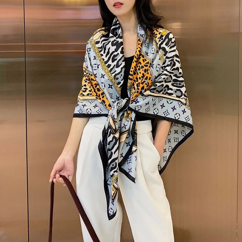 Women's Elegant Minimalist Plant Polyester Silk Scarf