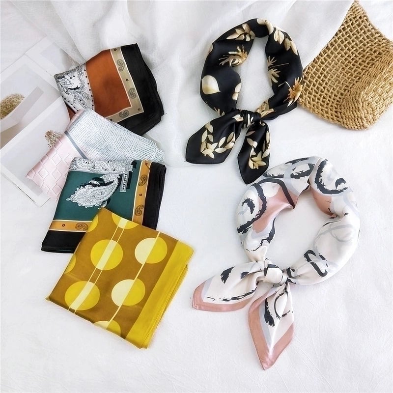 New Wild Spring Scarf To Protect The Cervical Spine  Thin Sunscreen Small Square Silk Scarf For Women