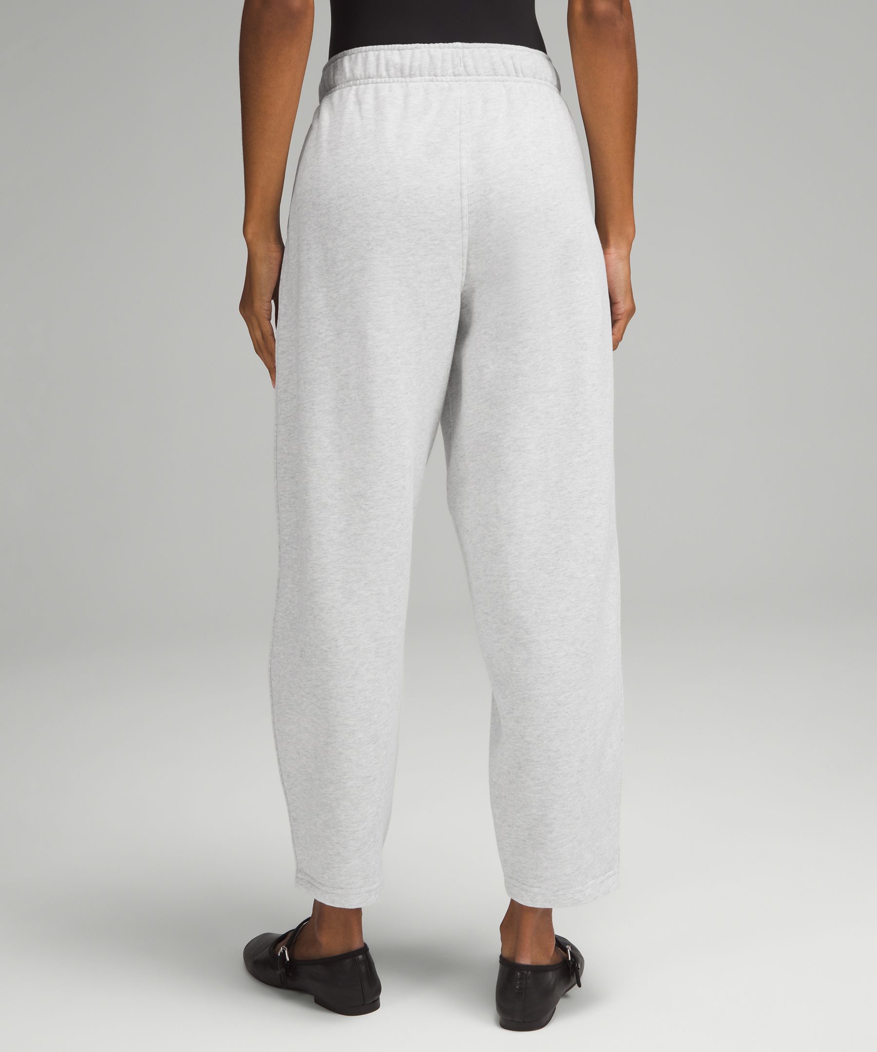 Scuba Mid-Rise Barrel-Leg Pant 7/8 Length