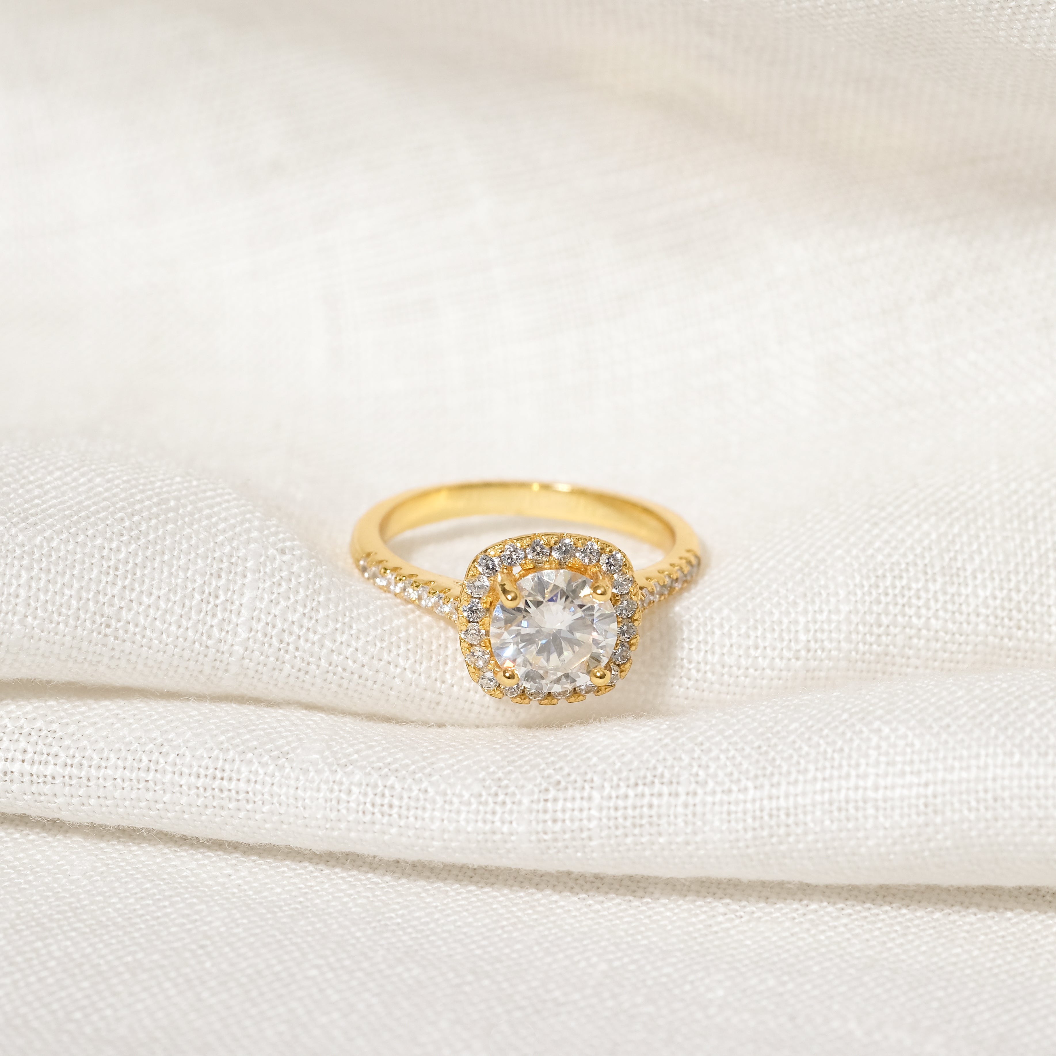 Vicky 1.0ct Moissanite Ring (18K Gold Vermeil. Size 8)