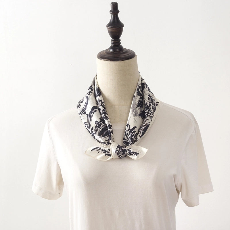 Women's Sweet Printing Silk Silk Scarves