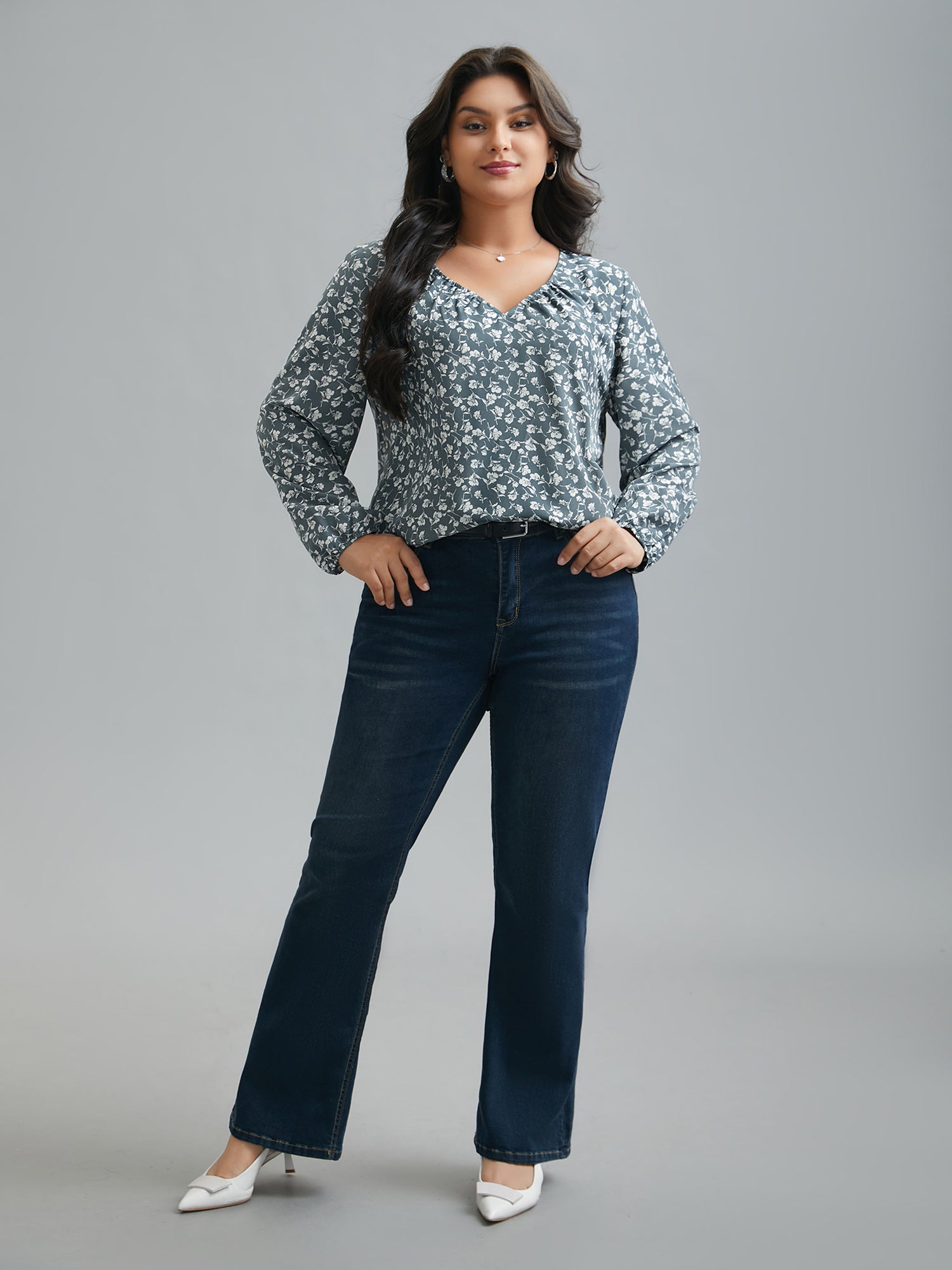 V-Neck Floral Pleated Blouse