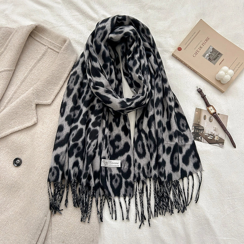 Unisex Retro Leopard Polyester Tassel Scarf