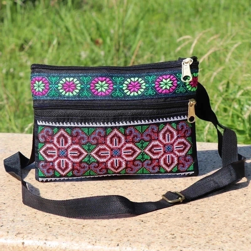 Women's Small Canvas Floral Vintage Style Square Zipper Shoulder Bag