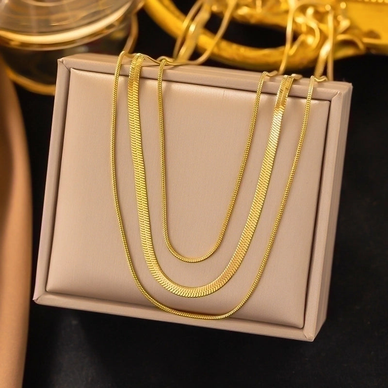 304 Stainless Steel 18K Gold Plated Modern Style Plating Solid Color Necklace