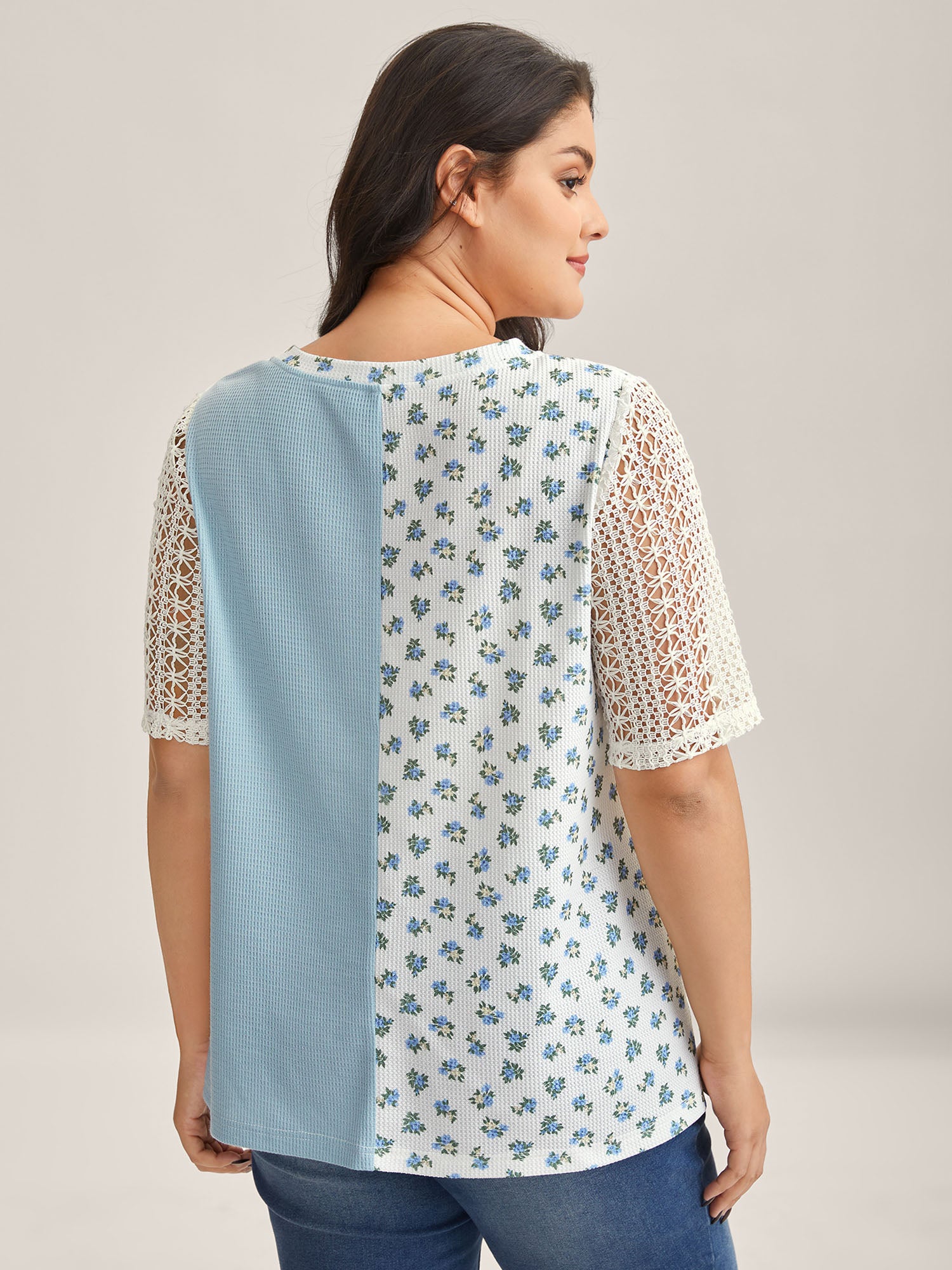 Waffle Grid Floral V-Neck T-Shirt