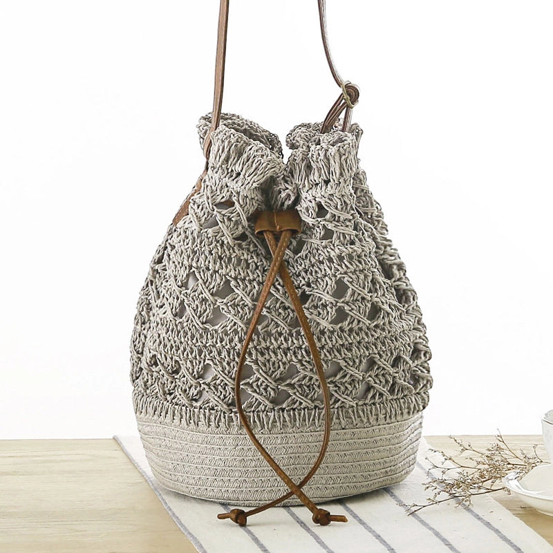 New Hollow Shoulder Bucket Straw Woven Bag 20*28cm