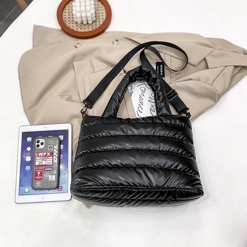 Women's Medium Autumn&winter Nylon Vintage Style Handbag