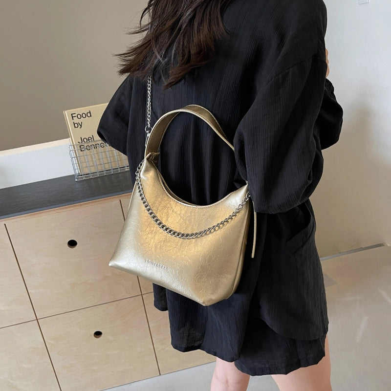 Women's Medium Pu Leather Solid Color Classic Style Streetwear Sewing Thread Pillow Shape Magnetic Buckle Crossbody Bag