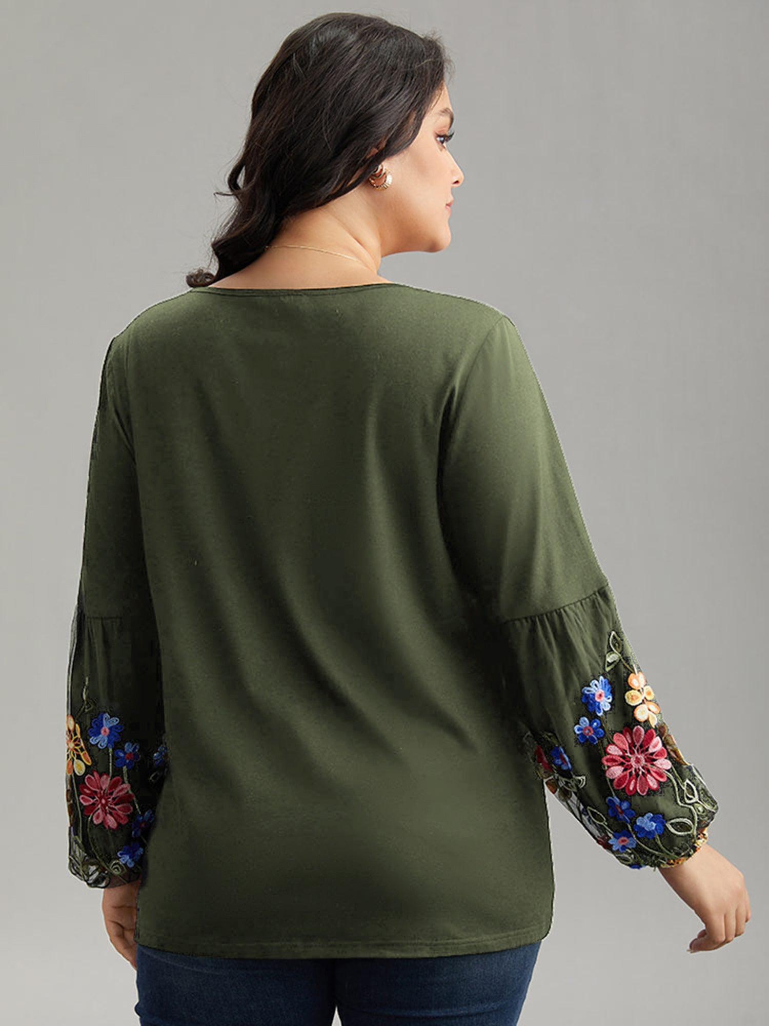 Floral Embroidered Lantern Sleeve T-shirt