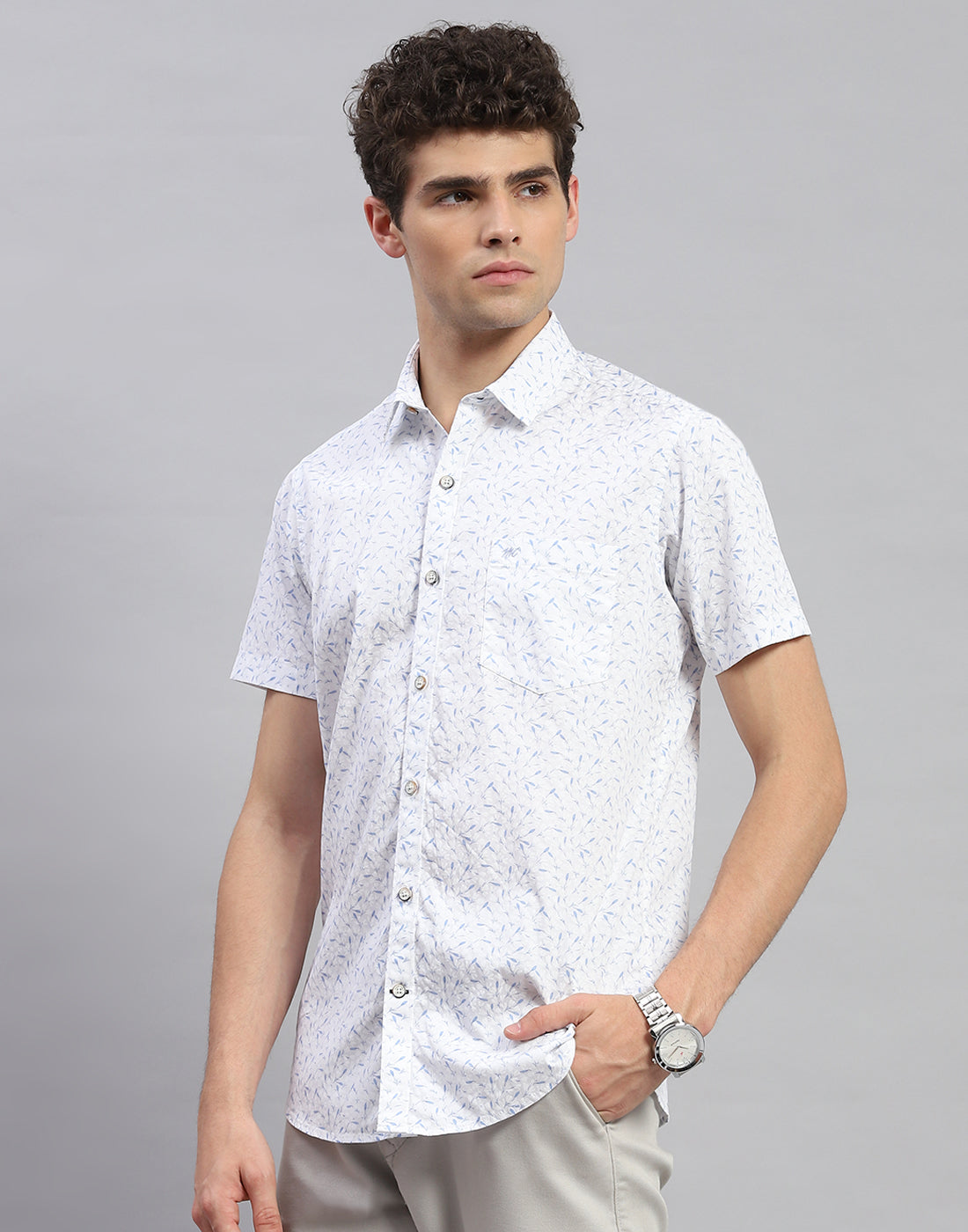 Men Off White Printed Collar Neck Half Sleeve Shirt