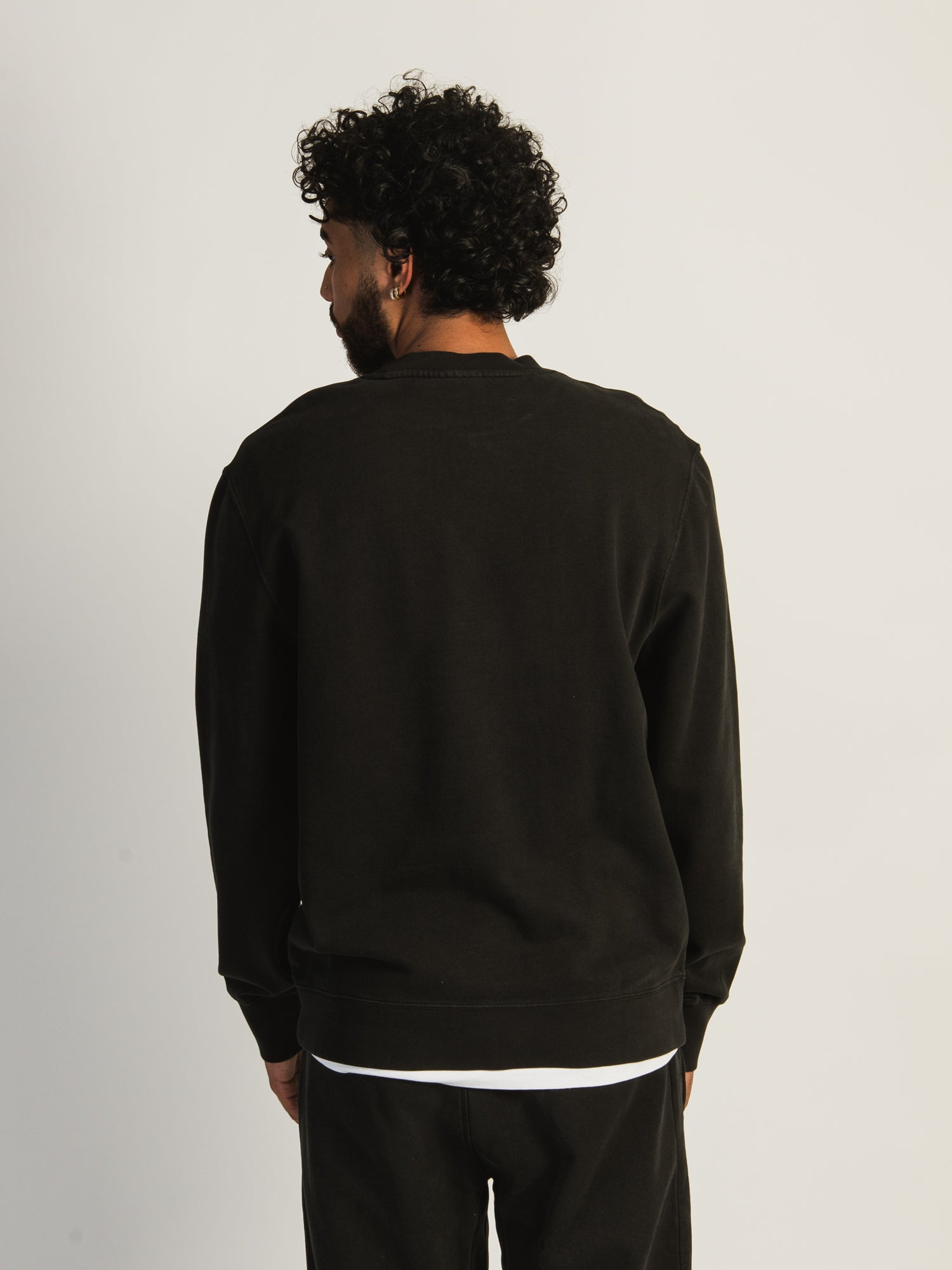 KOLBY PARKER GARMET DYE CREWNECK - BLACK