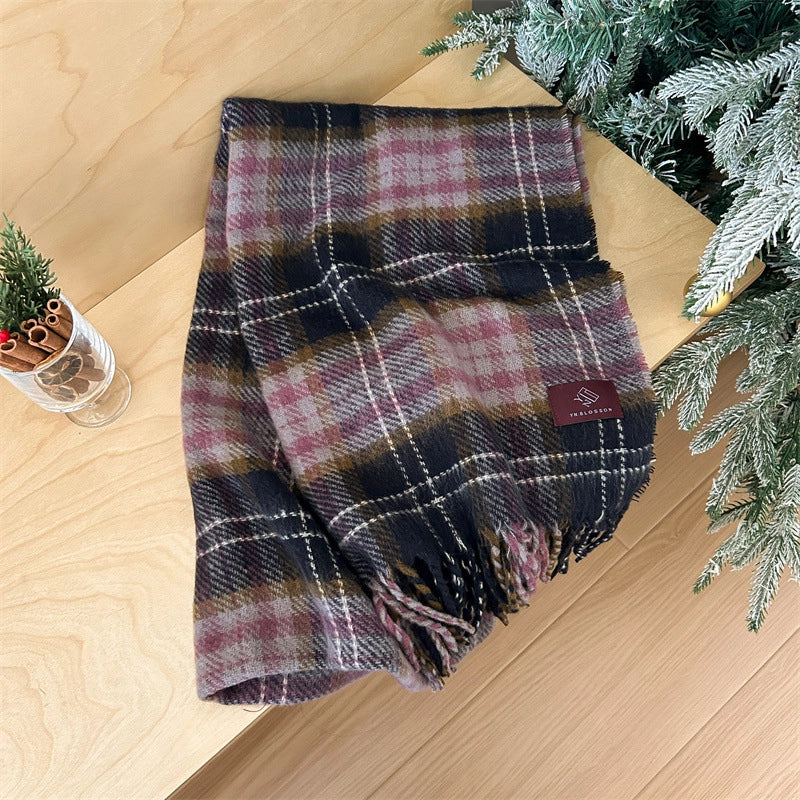 Women's Sweet Plaid Polyester Tassel Scarf