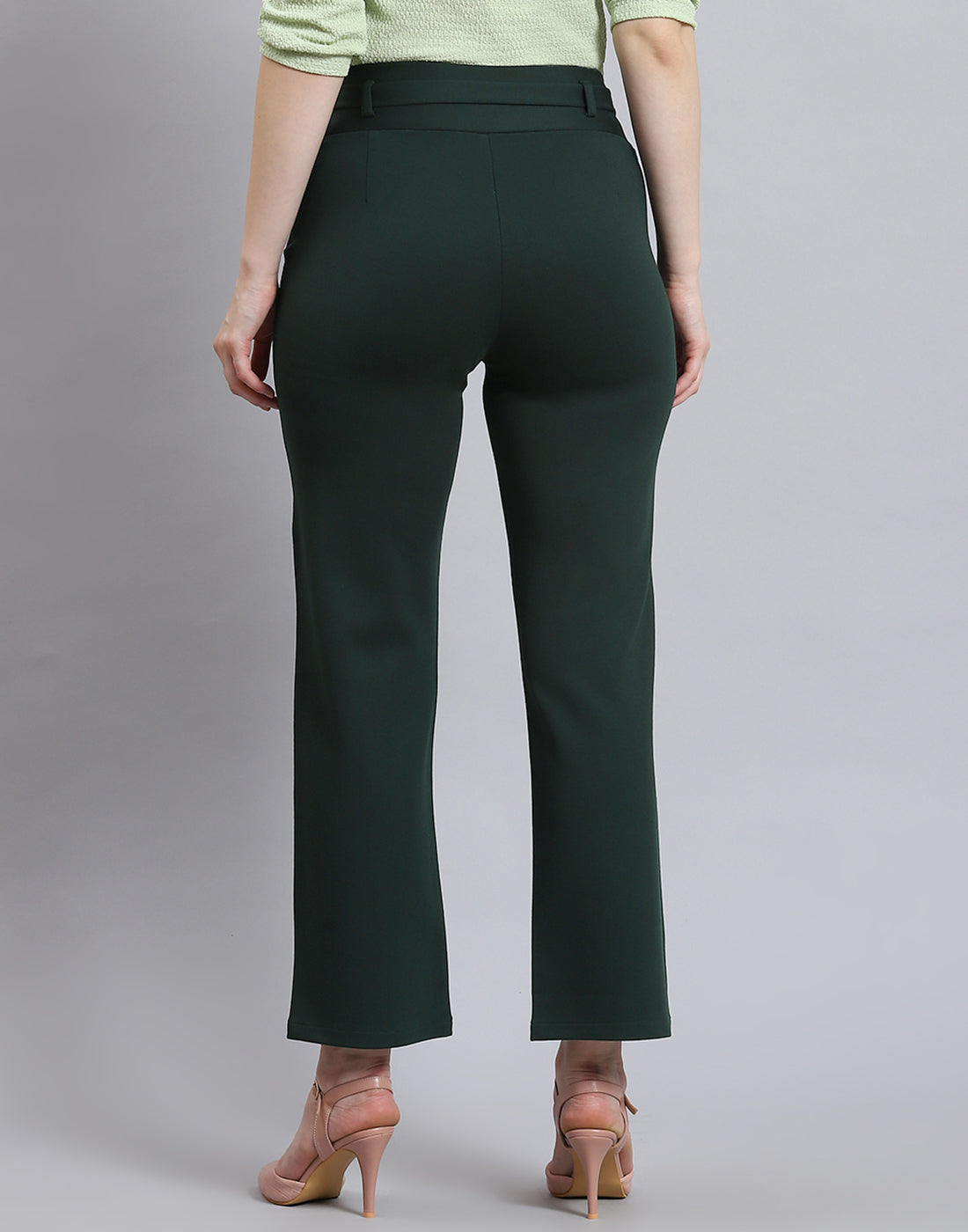 Women Green Solid Regular Fit Jegging