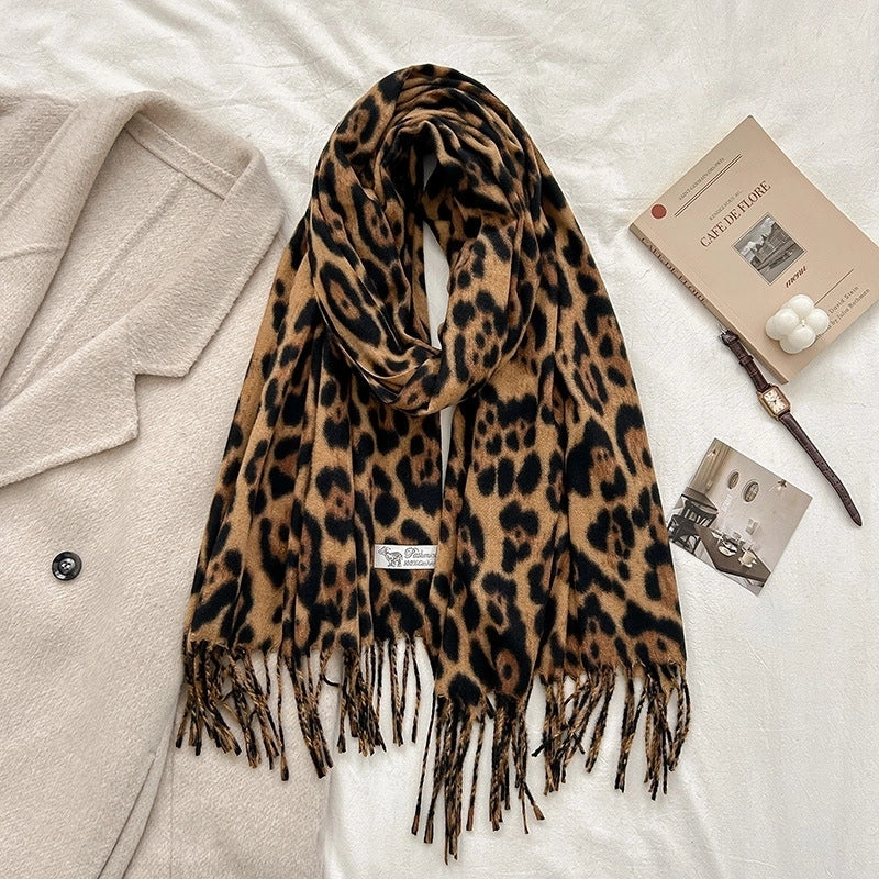 Unisex Retro Leopard Polyester Tassel Scarf