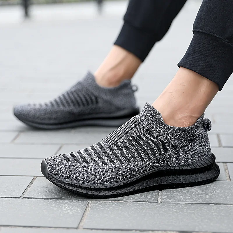 flats Men's Socks Sneakers High Quality Leather Casual Shoes Men Luxury Fashion Breathable Soft Bottom Flats Lace Up Men Running Shoes