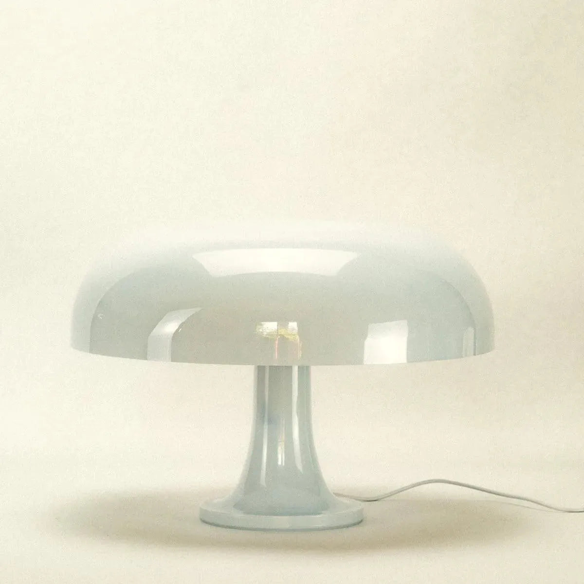 Puffball Lamp | Snow White