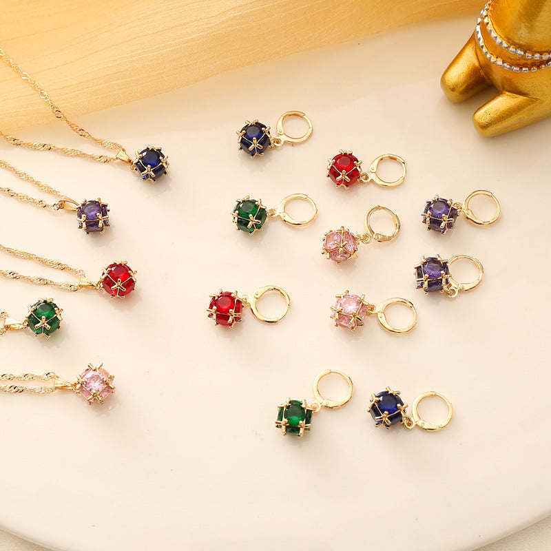 Pearl Crystal Necklaces