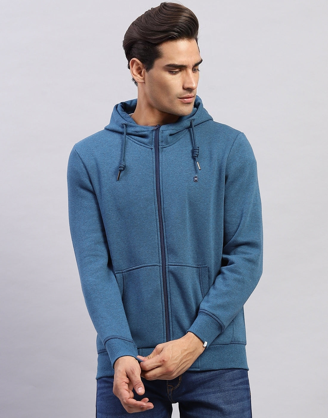 Men Blue Solid Hooded Full Sleeve Sweatshirt