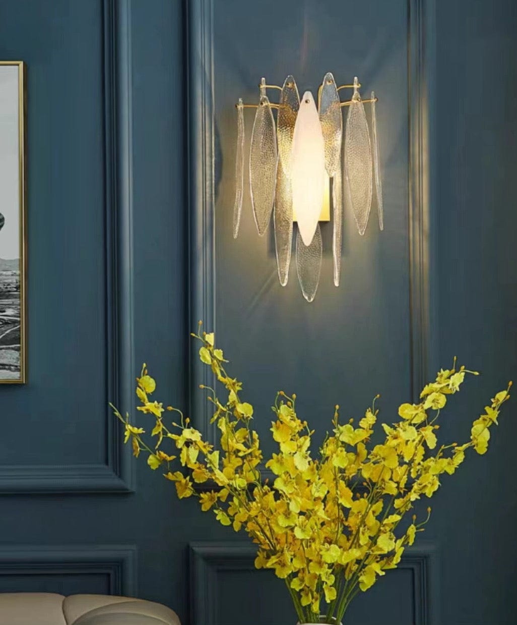 Calanthe | Modern Wall Lamp