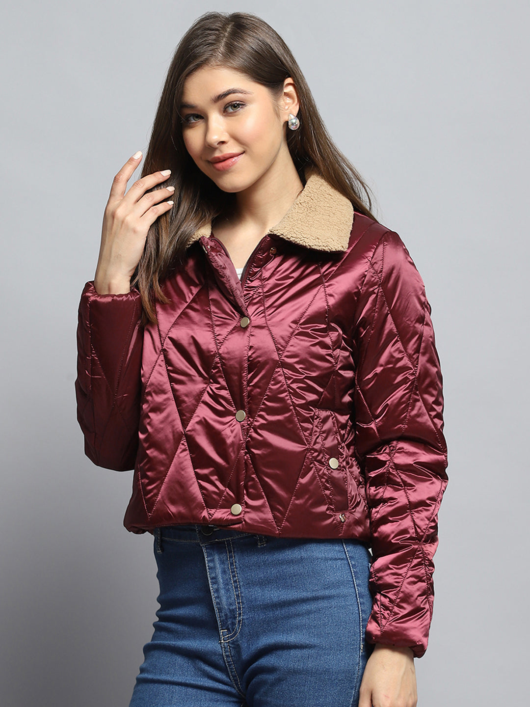 Women Maroon Solid Collar Full Sleeve Jacket