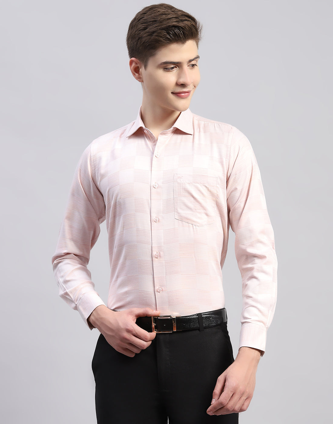 Men Pink Check Collar Full Sleeve Shirt