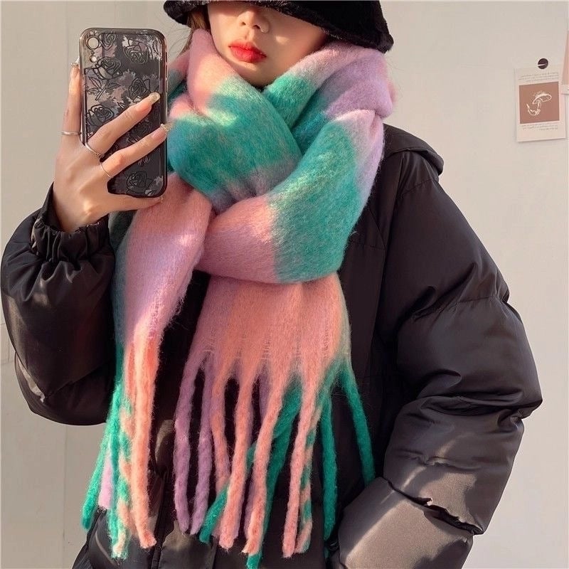 Women's Minimalist Lattice Imitation Cashmere Tassel Scarf