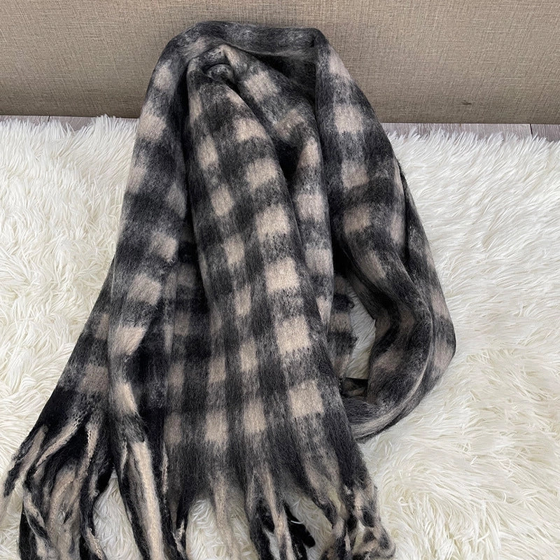 Versatile Student Shawl Warm Scarf Simple Versatile Men's And Women's Autumn And Winter High-end Sense Plaid Scarf