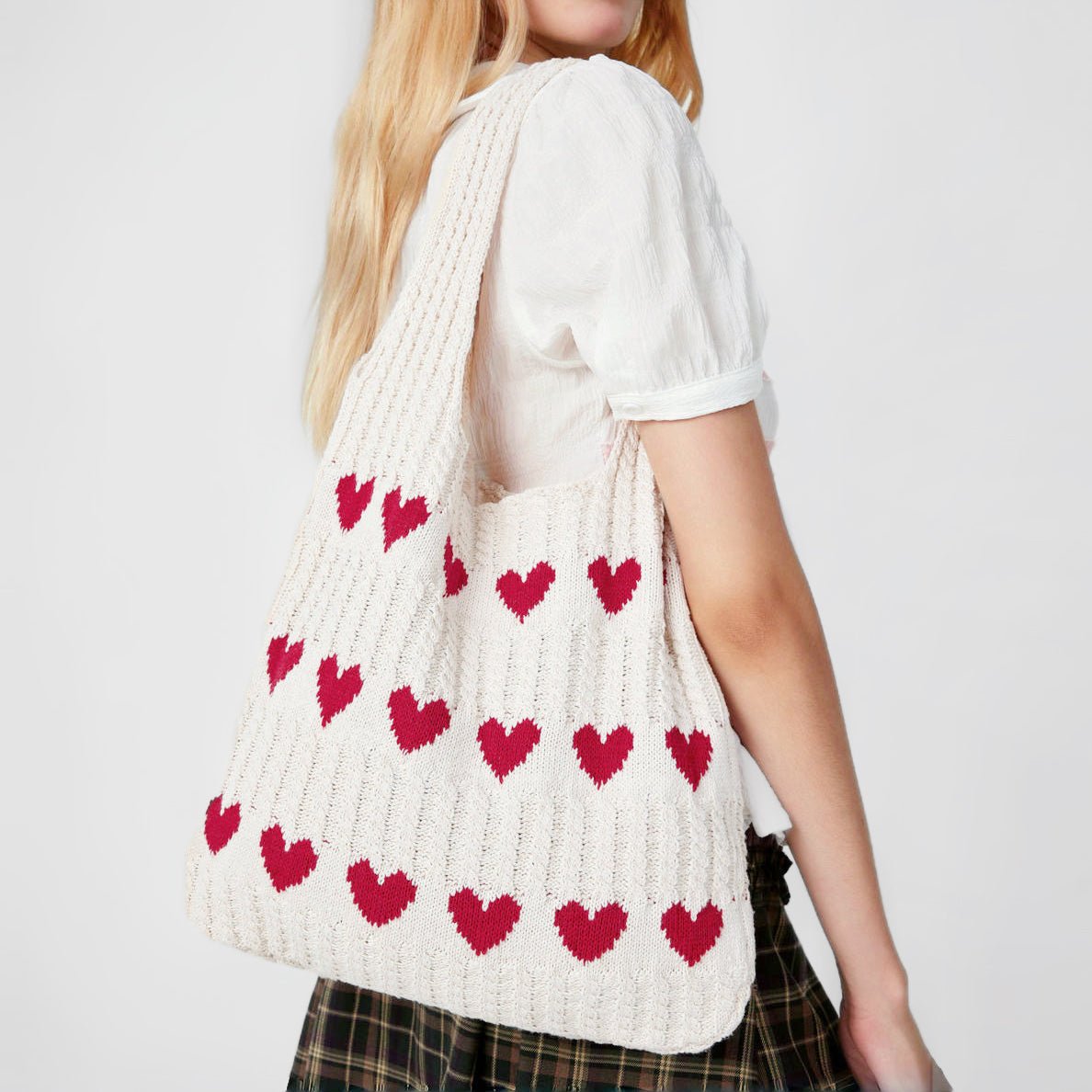 Heart Pattern Crochet Bag In White