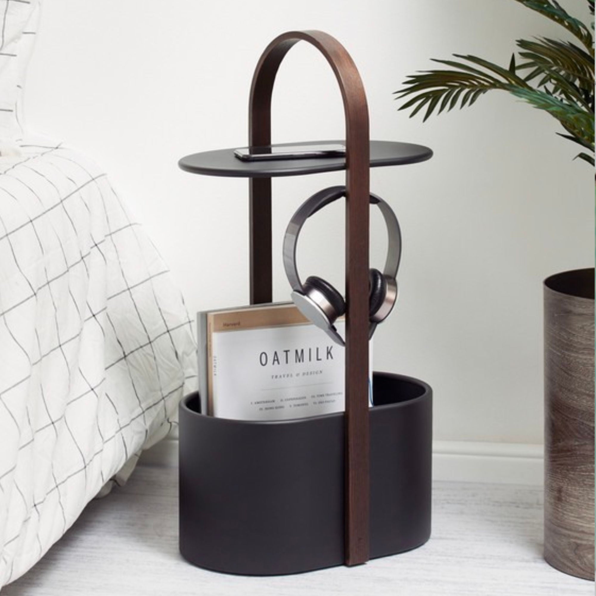 Umbra Bellwood side table w. storage and cable management. black
