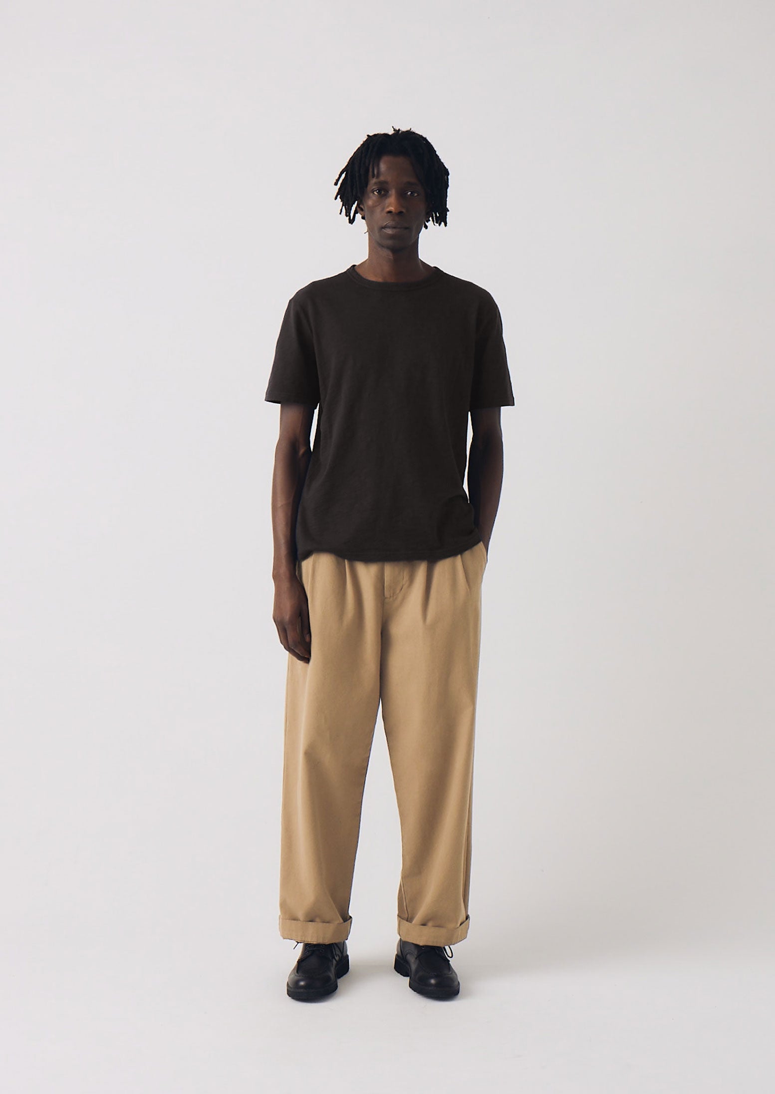 Theo Organic Cotton Short Sleeve Tee | Carbon Black