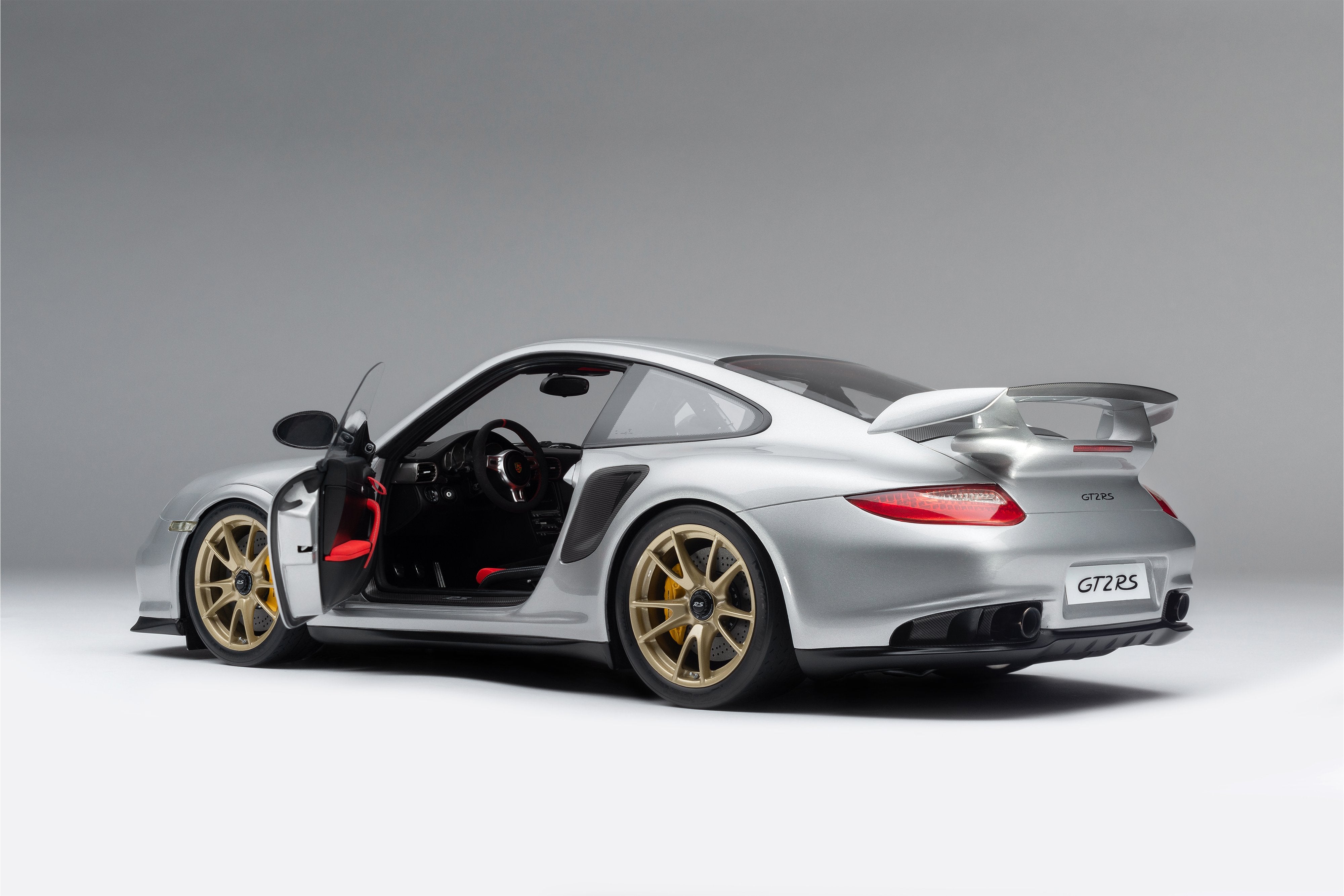 Porsche 911 GT2 RS (2010)