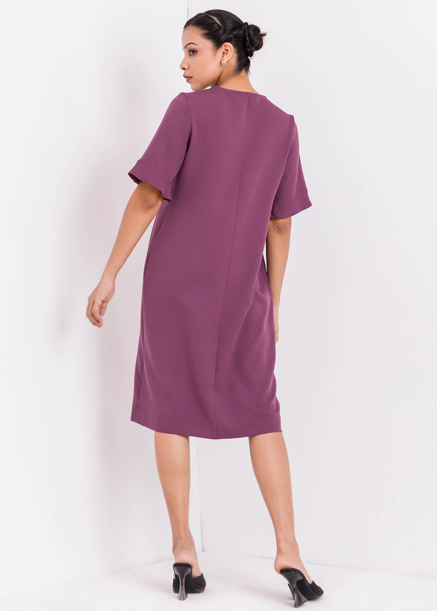 V Neck Dress With Flounce Sleeve